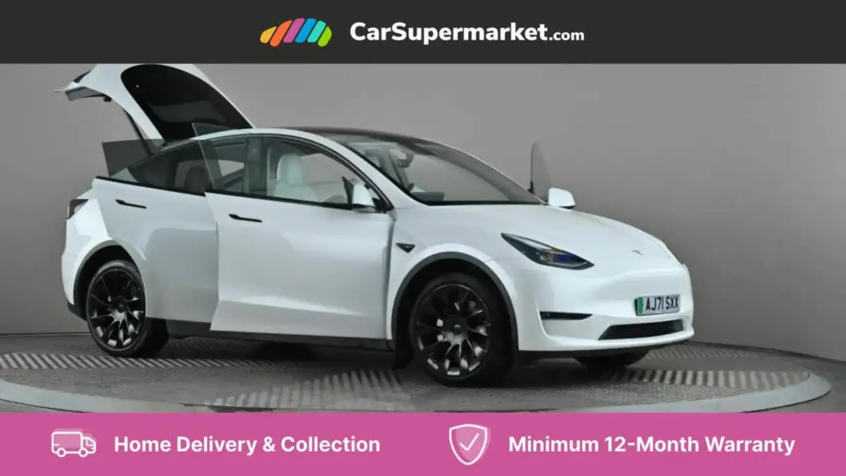 2022-tesla-model-y-e-long-range-big-6