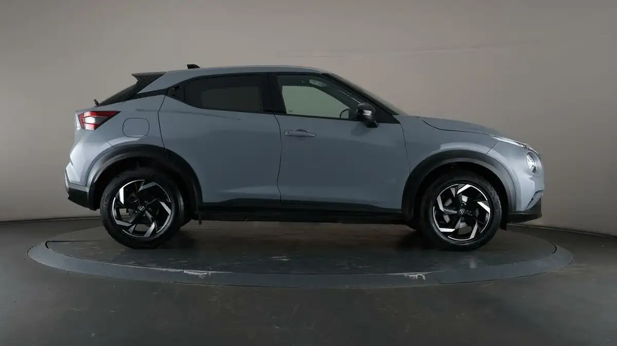 2023-nissan-juke-10-dig-t-n-connecta-dct-big-52