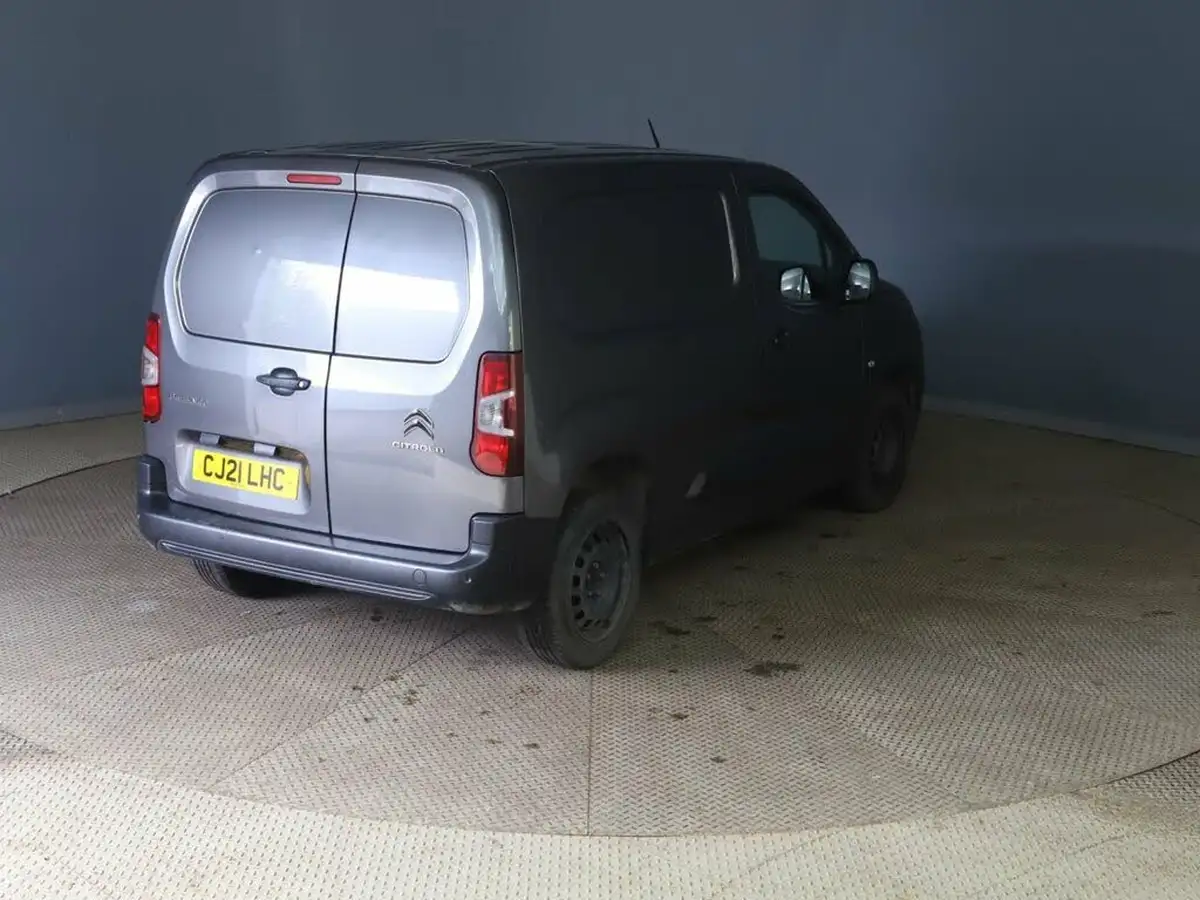 2021-citroen-berlingo-15bluehdi-1000-enterprise-100pseu6dt-e-ss-panel-big-5