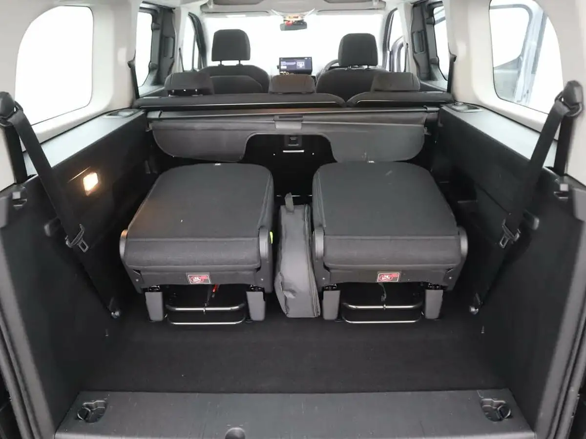 2025-citroen-berlingo-e-plus-xl-size-big-6