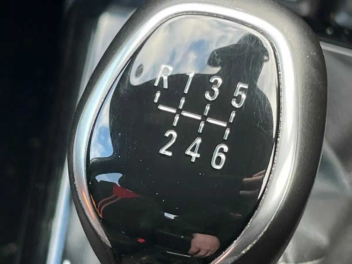 2023-vauxhall-corsa-12-turbo-gs-100ps-big-21