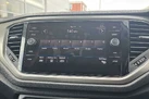 2020-volkswagen-t-roc-10-tsi-se-115ps-small-11