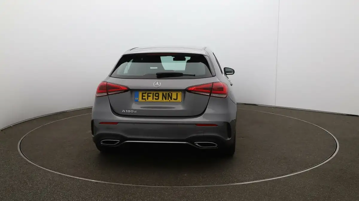2019-mercedes-benz-a-class-15d-a180d-amg-line-executive-hatchback-5d-7g-dct-big-47