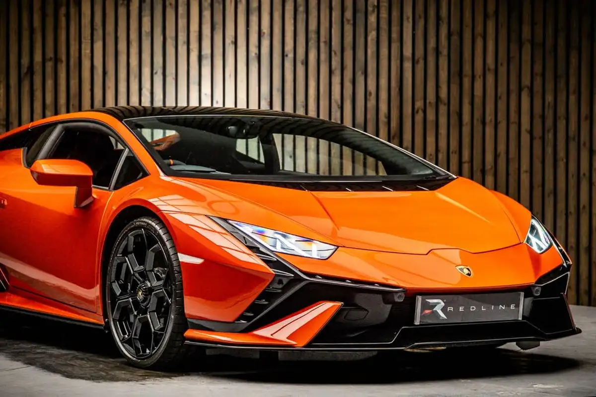 2023-lamborghini-huracan-52-tecnica-big-11