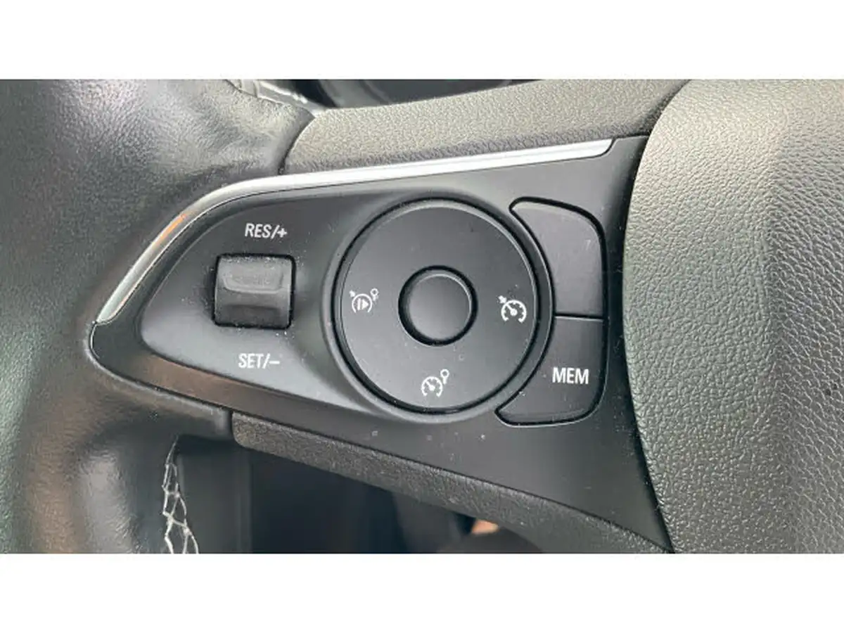 2018-vauxhall-grandland-x-16cdti-se-122ps-ecotec-big-52