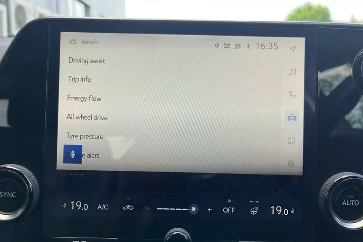 2022-lexus-nx-350h-25-nx-244ps-big-25