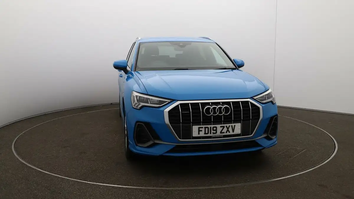 2019-audi-q3-20-40-tfsi-s-line-big-33