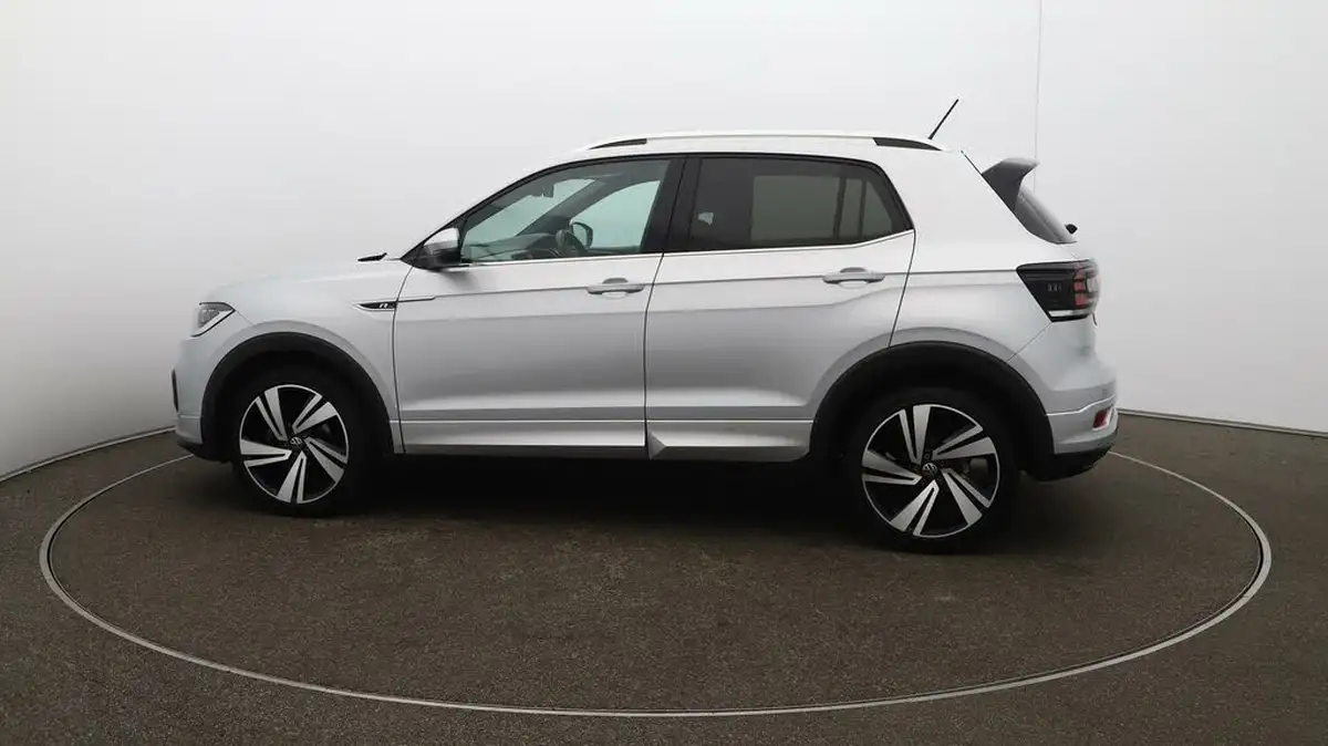 2021-volkswagen-t-cross-15-tsi-r-line-big-51