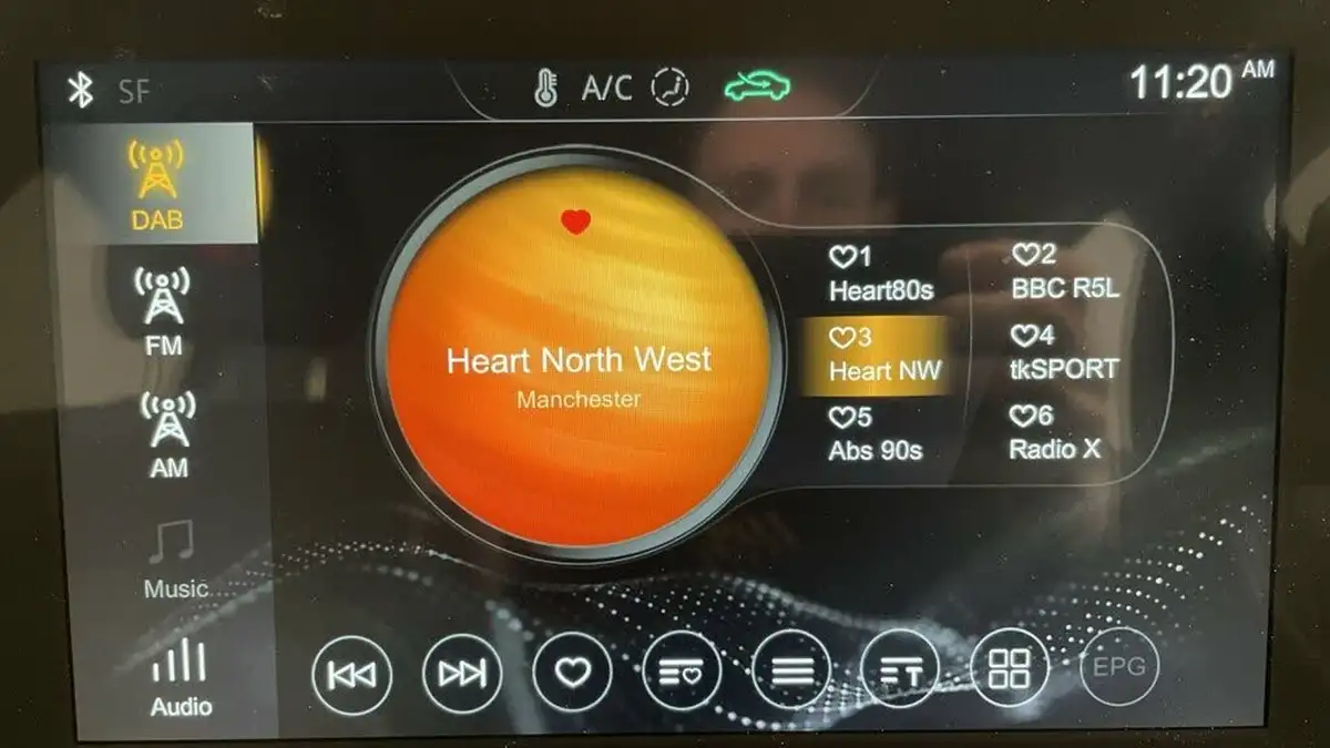2021-mg-zs-suv-15-vti-tech-exclusive-big-26