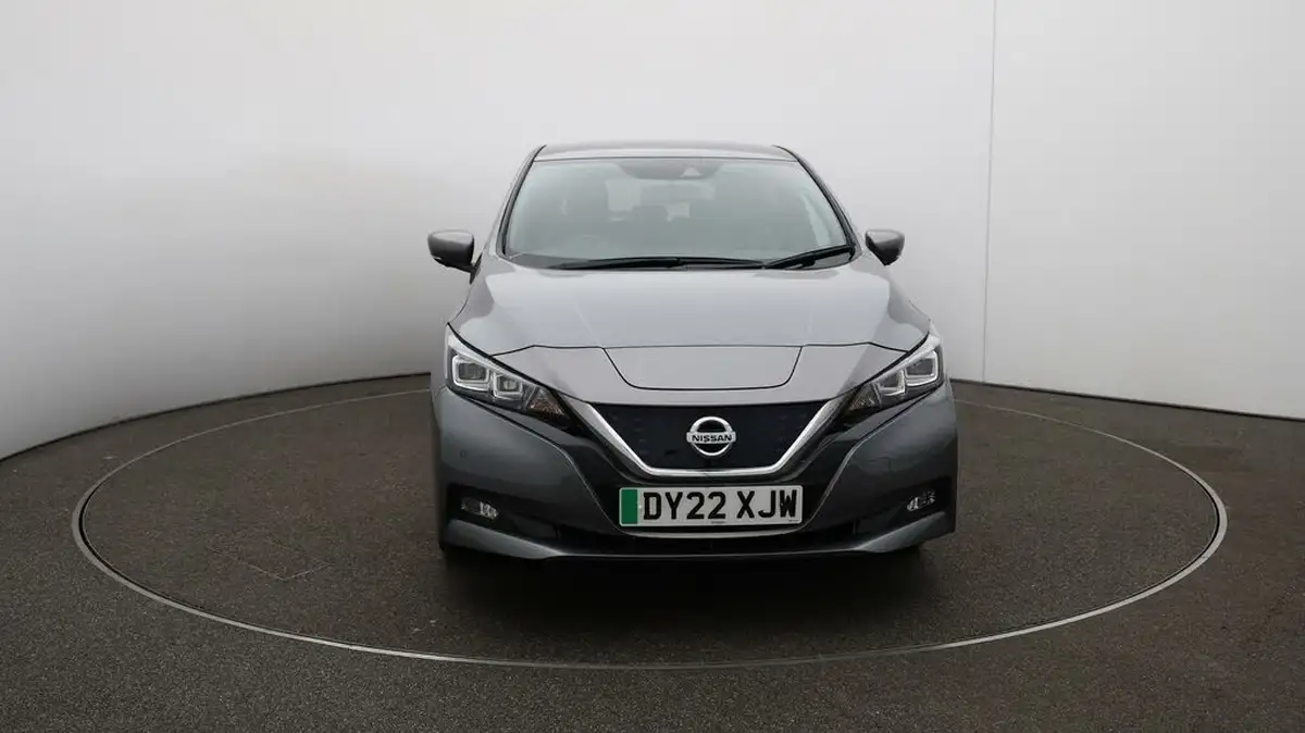 2022-nissan-leaf-e-tekna-big-33