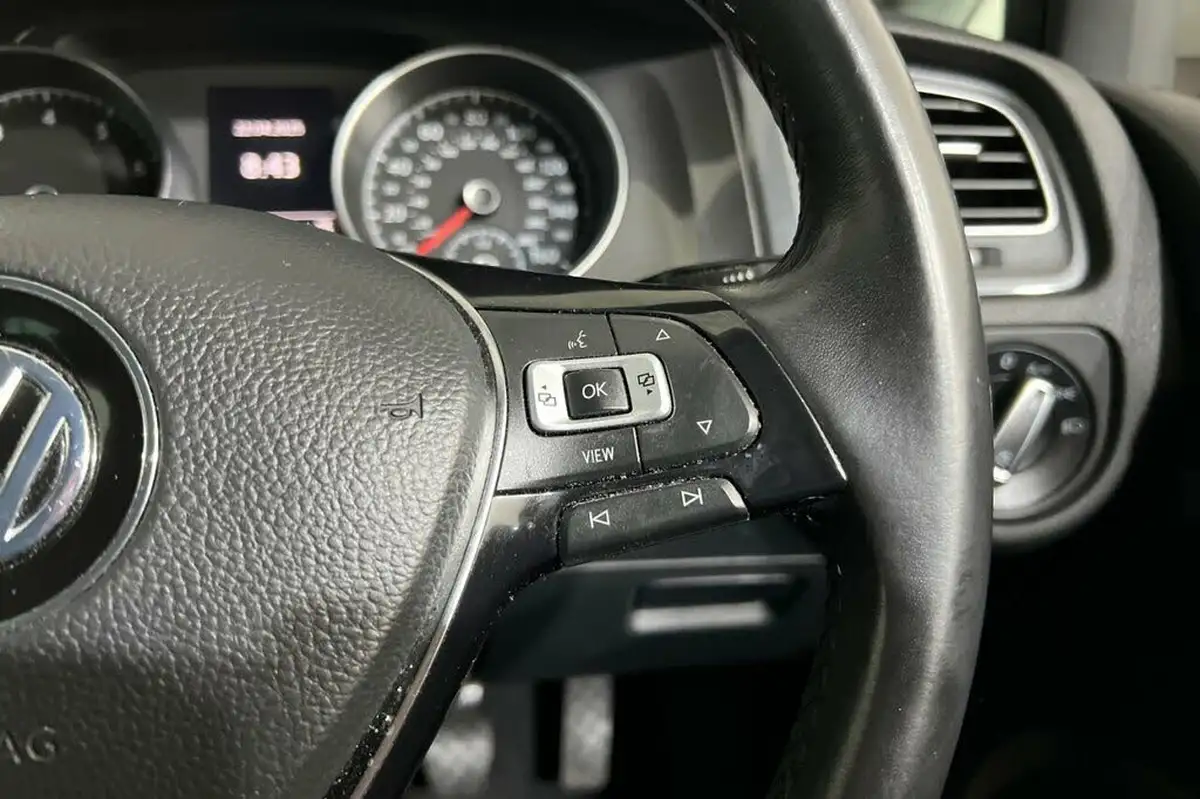 2019-volkswagen-golf-15-tsi-match-edition-130ps-hatchback-big-20