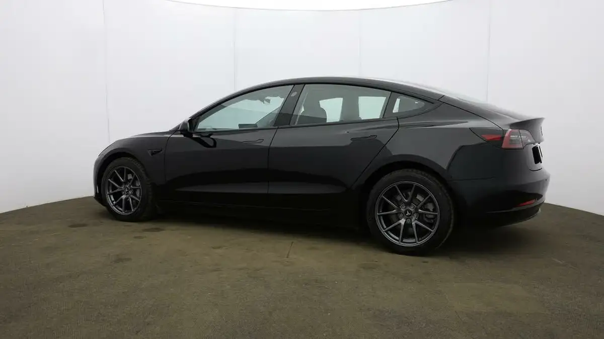 2021-tesla-model-3-e-long-range-awd-big-58