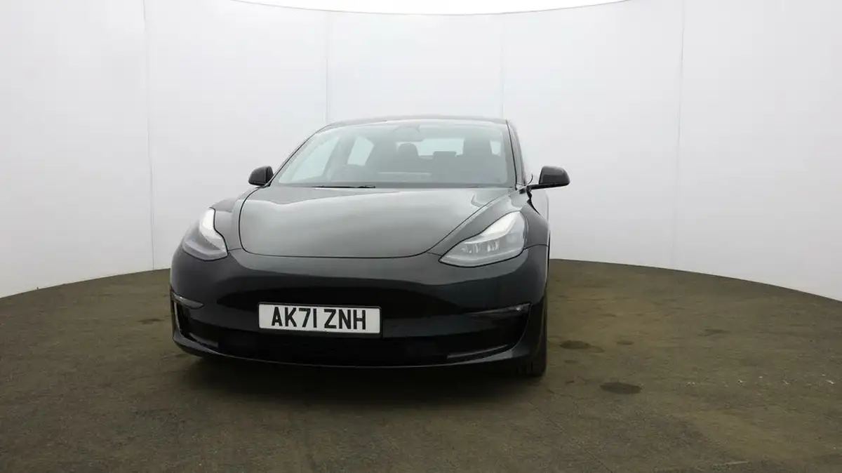 2021-tesla-model-3-e-long-range-awd-big-34