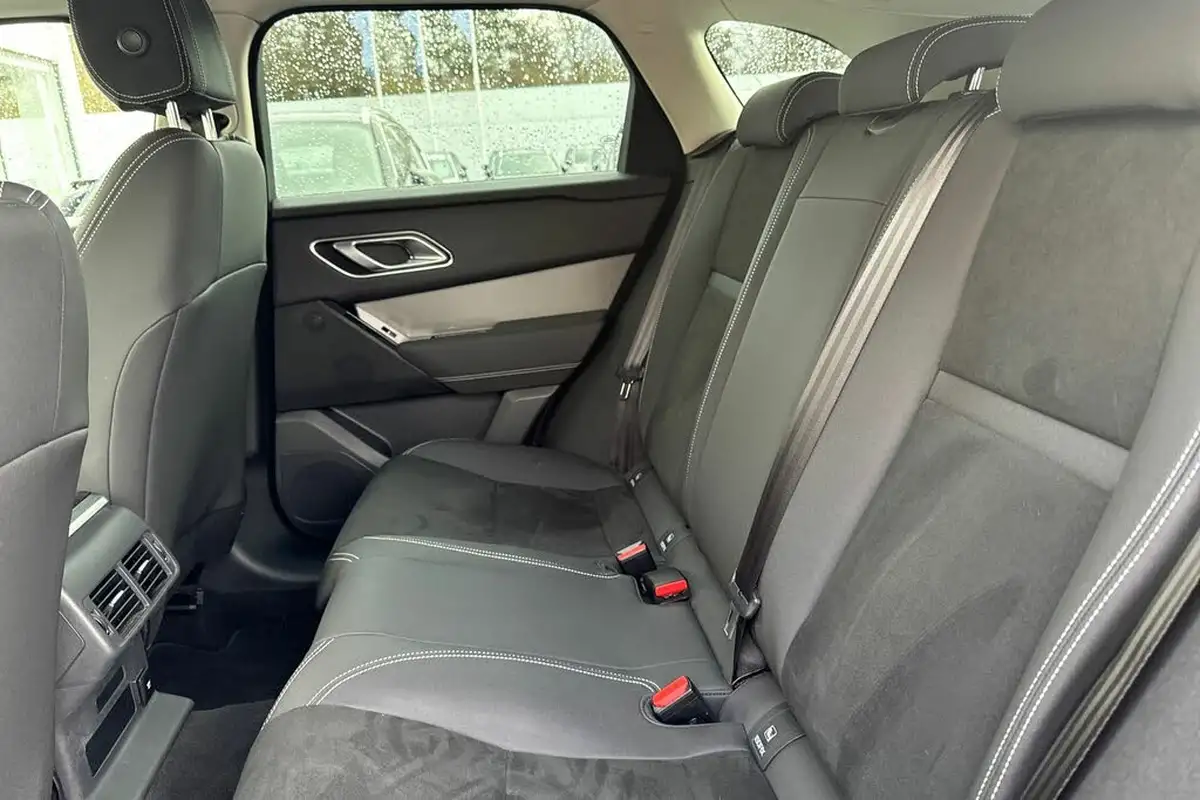 2020-land-rover-range-rover-velar-20-d180-no-trim-big-16