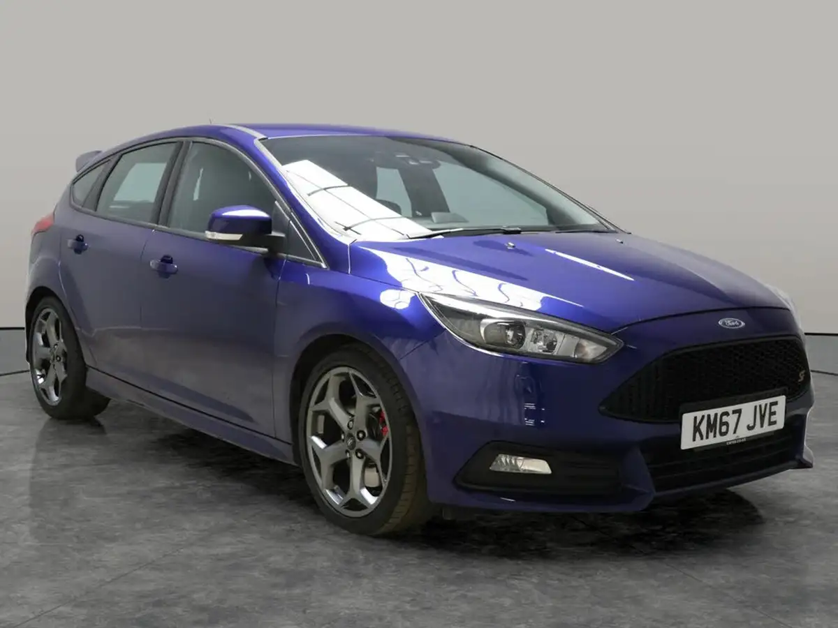 2017-ford-focus-20tdci-st3-hatchback-big-8