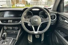 2020-alfa-romeo-stelvio-20-nero-edizione-small-22