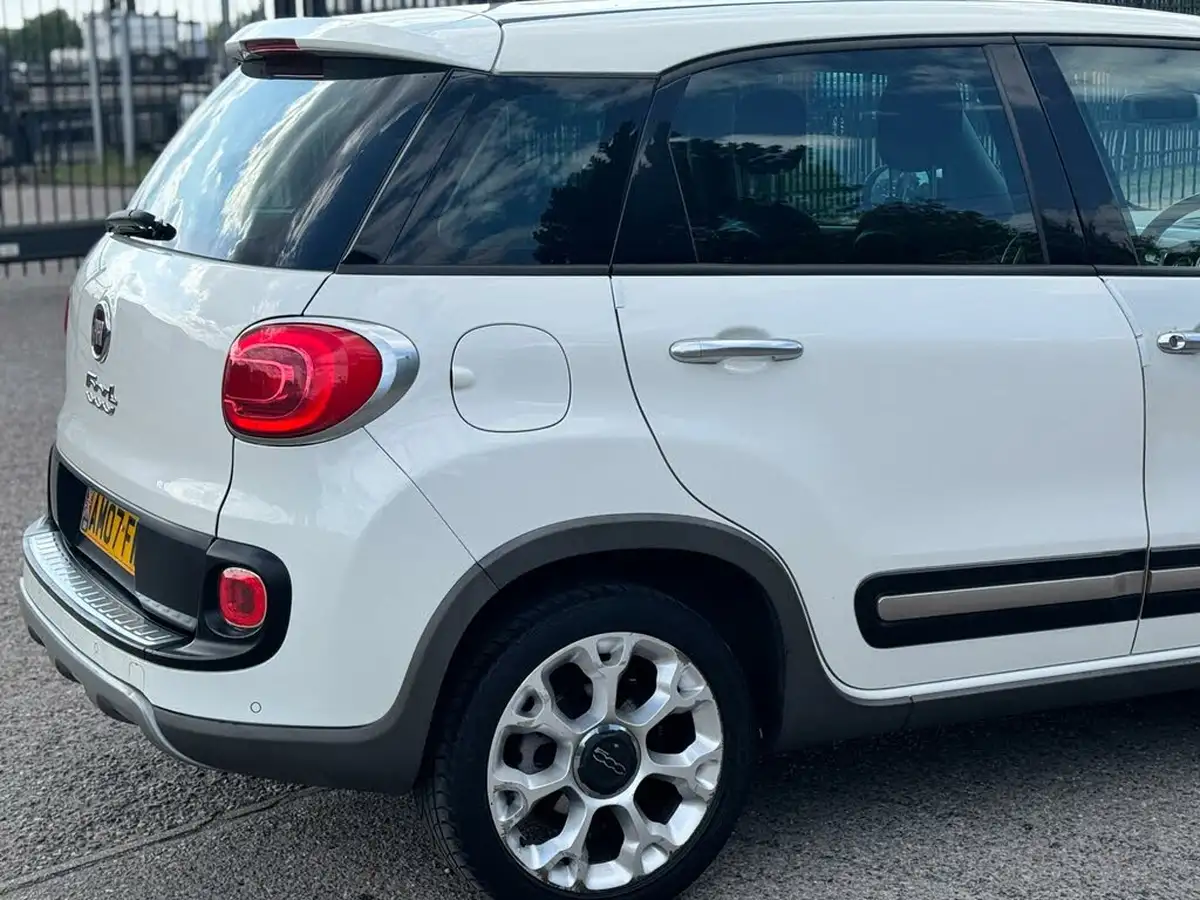 2014-fiat-500l-13-multijet-trekking-ss-dualogic-big-8