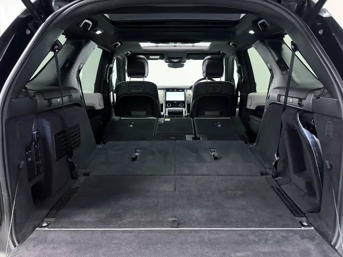 2021-land-rover-discovery-30-d250-r-dynamic-se-250ps-big-12