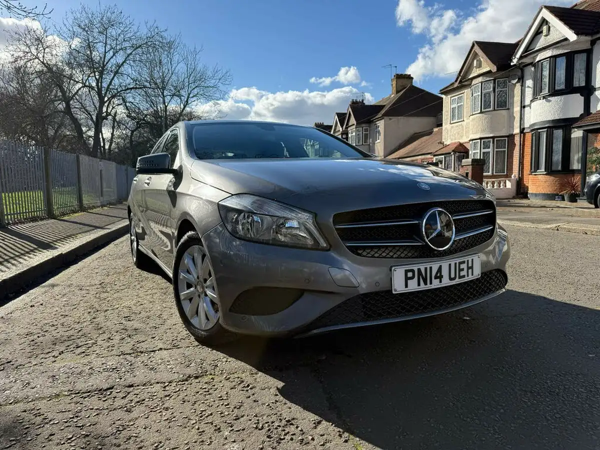 2014-mercedes-benz-a-class-16-a180-se-big-59