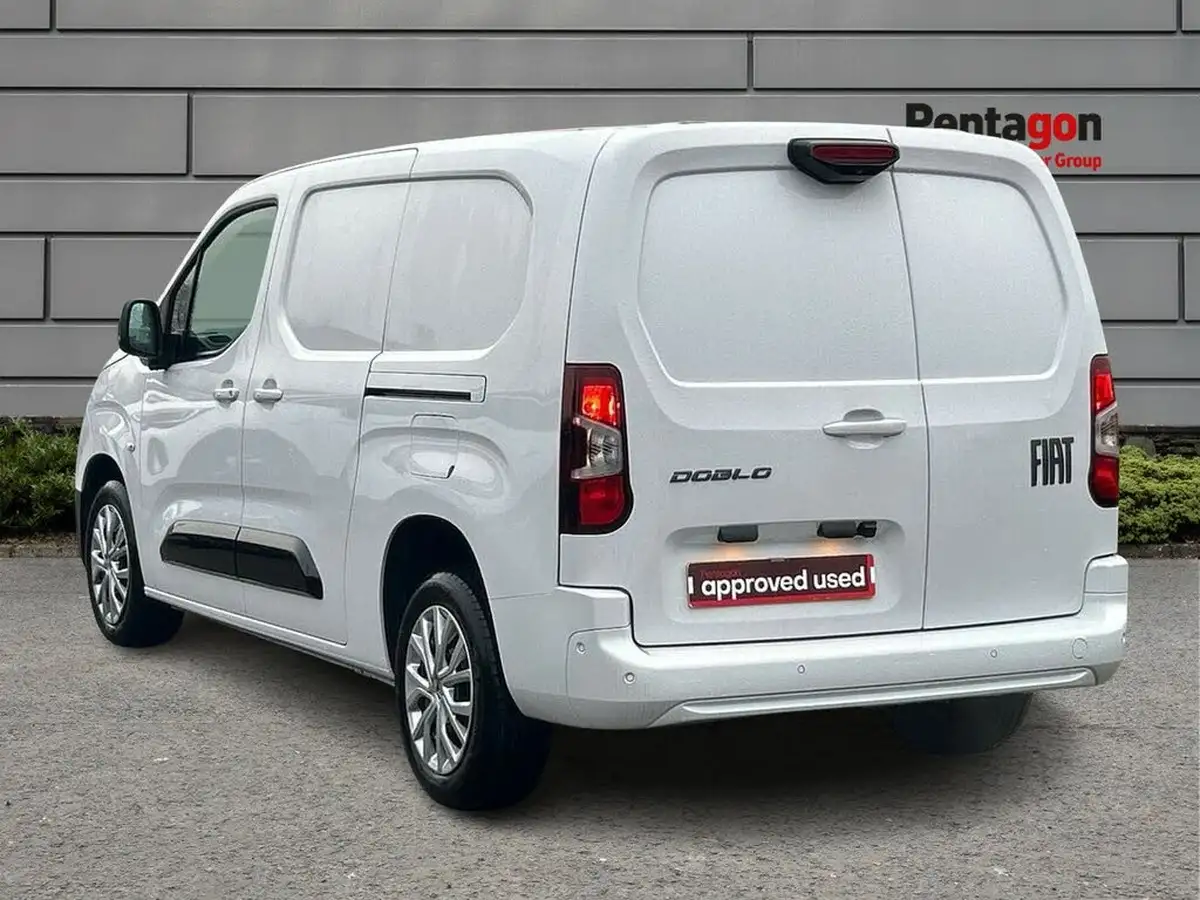 2024-fiat-doblo-15bluehdi-standard-l1h1-swb-100bhpeu6d-l1h1-1000kg-big-1