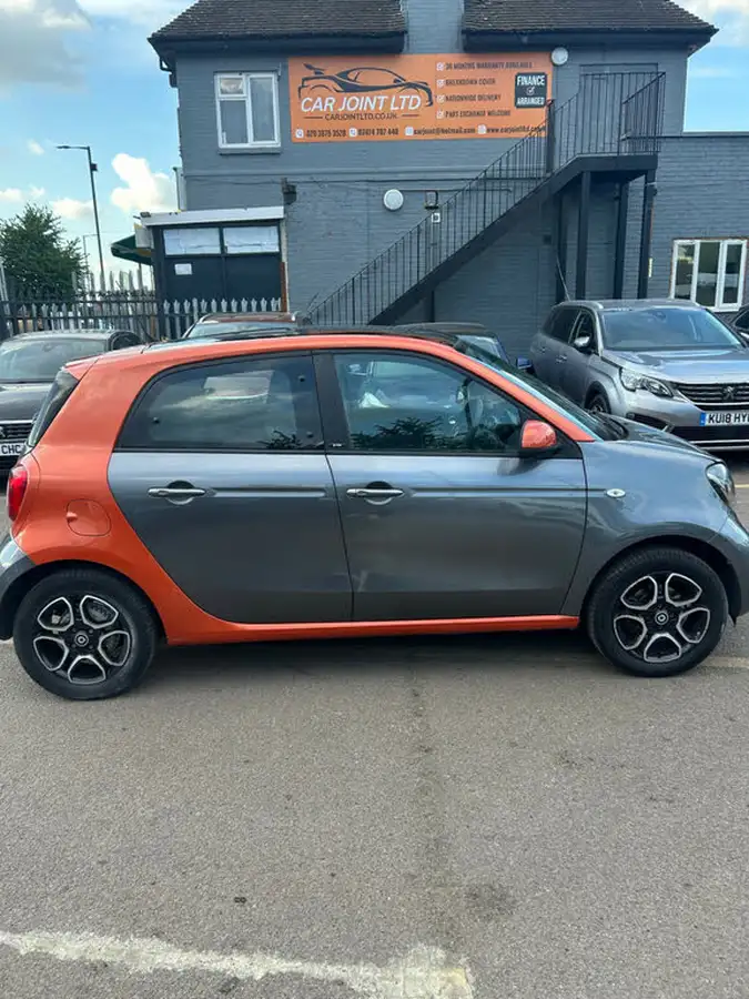 2018-smart-forfour-10-prime-premium-twinamic-big-1