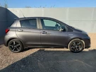 2016-toyota-yaris-15-vvt-i-design-hybrid-small-6