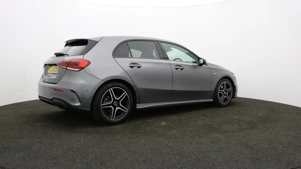 2022-mercedes-benz-a-class-13-a180-amg-line-executive-edition-hatchback-5d-7g-dct-big-33