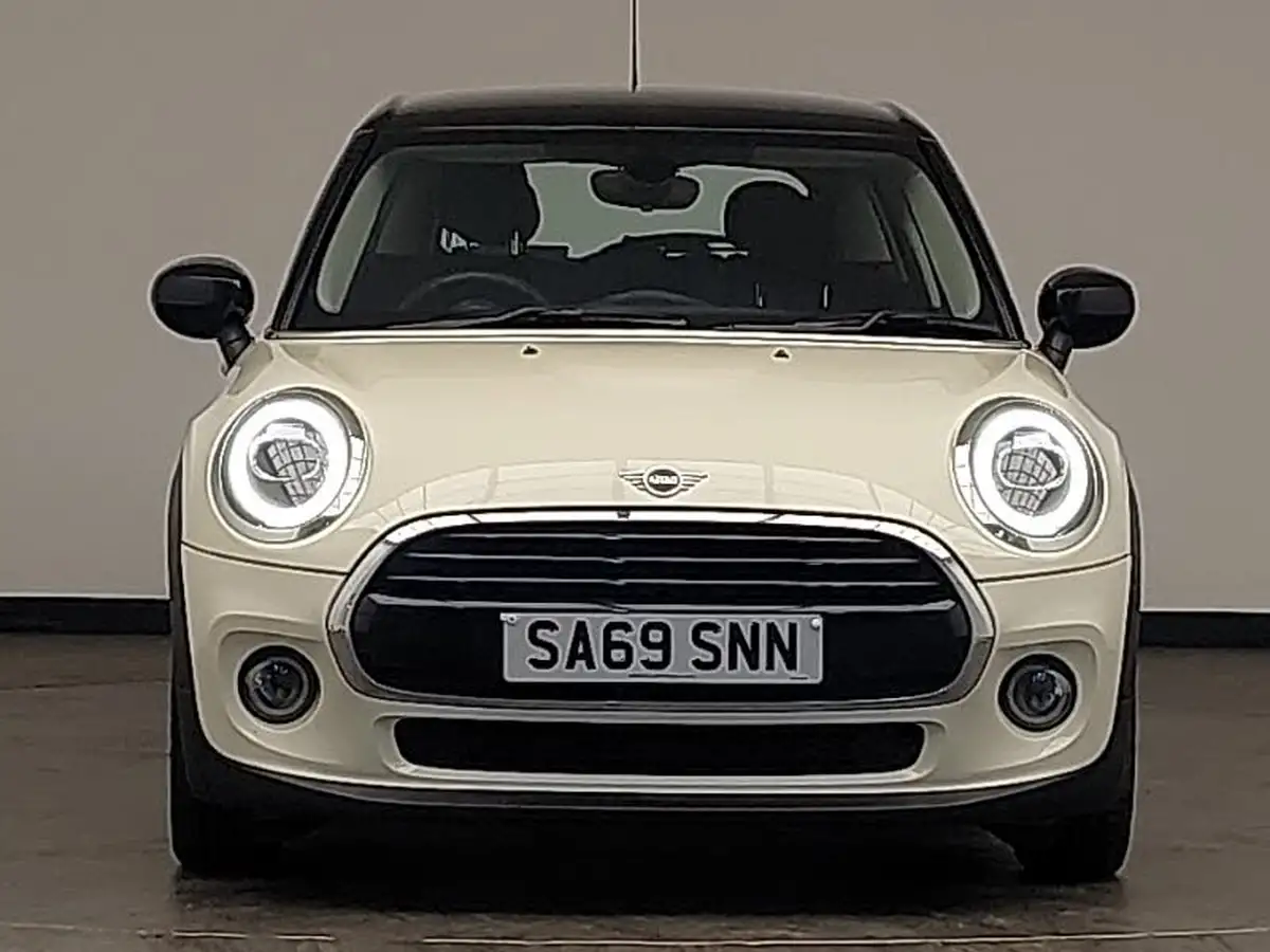2019-mini-cooper-15-cooper-classic-hatchback-5d-big-15