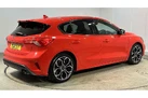 2019-ford-focus-10t-st-line-x-hatchback-small-8