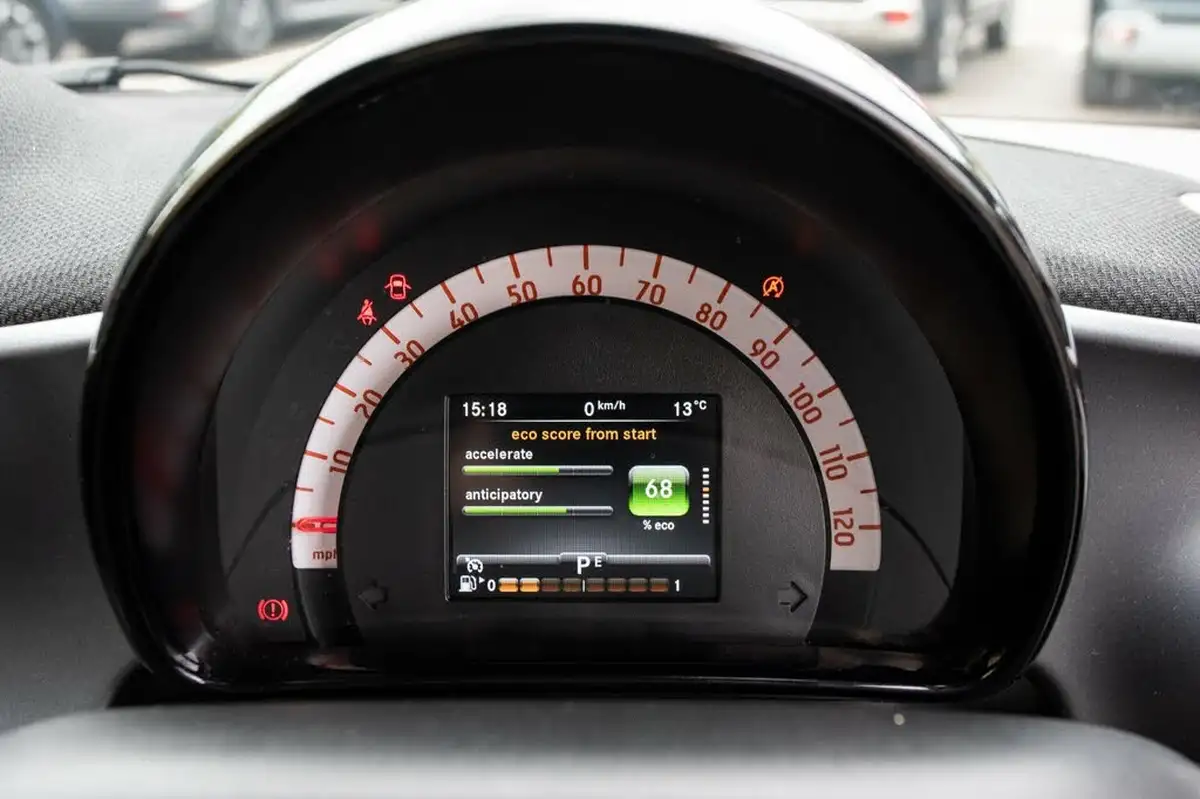 2016-smart-fortwo-10-prime-71bhp-ss-coupe-twinamic-big-25