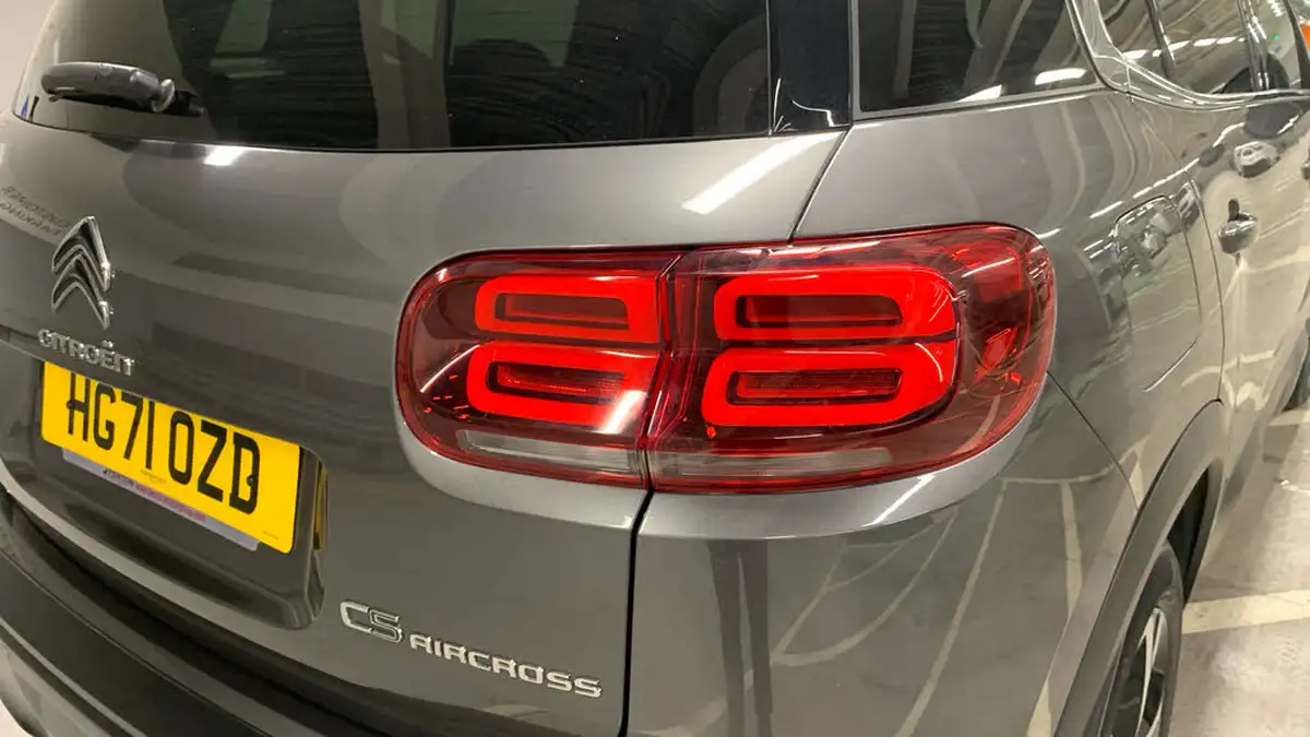2022-citroen-c5-aircross-15bluehdi-shine-ss-eat8-big-44