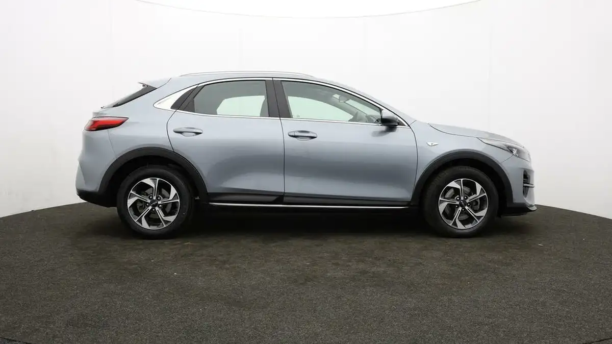 2022-kia-xceed-10-t-gdi-2-big-31
