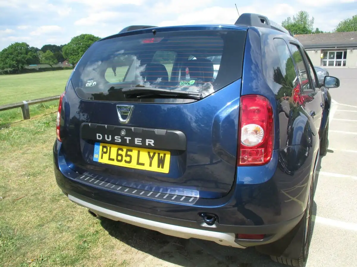 2016-dacia-duster-15dci-laureate-prime-110bhp-big-8