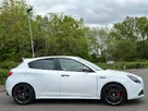 2017-alfa-romeo-giulietta-17-veloce-small-13