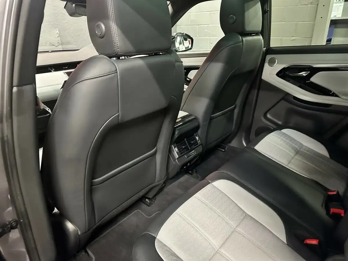 2022-land-rover-range-rover-evoque-20-d200-r-dynamic-hse-big-17