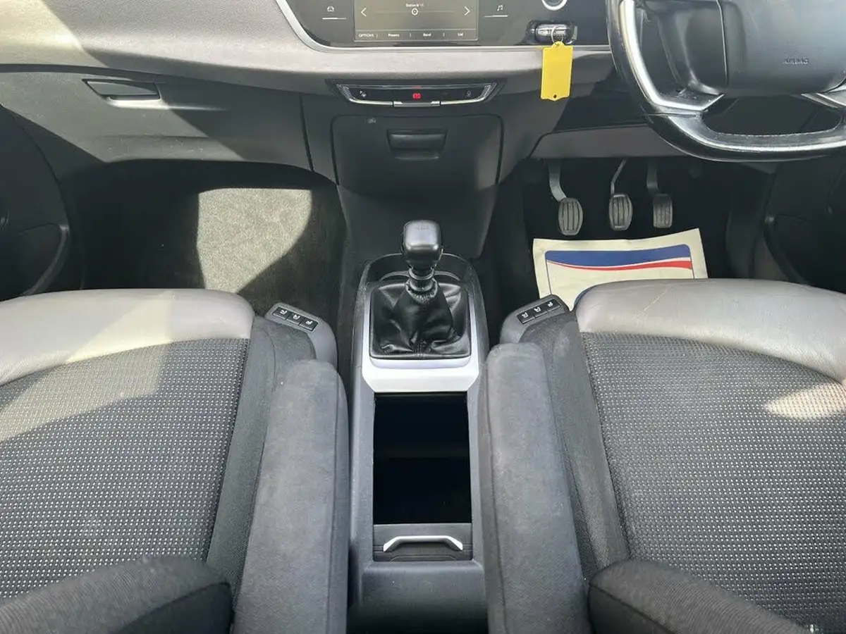 2018-citroen-grand-c4-spacetourer-15bluehdi-flair-big-37