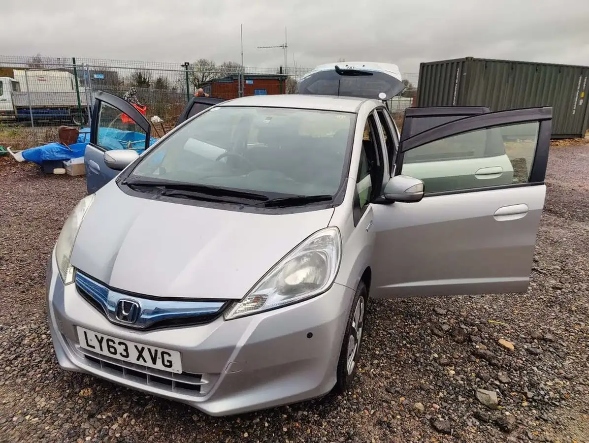 2013-honda-jazz-big-31