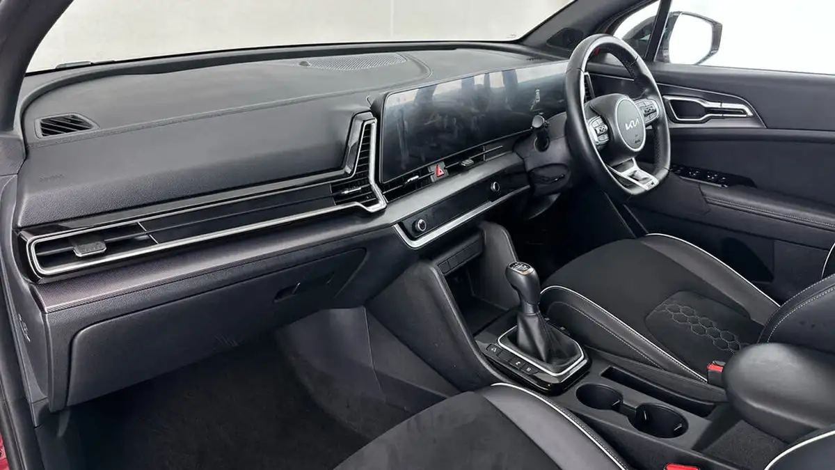 2022-kia-sportage-16-t-gdi-gt-line-148bhp-1598cc-big-9