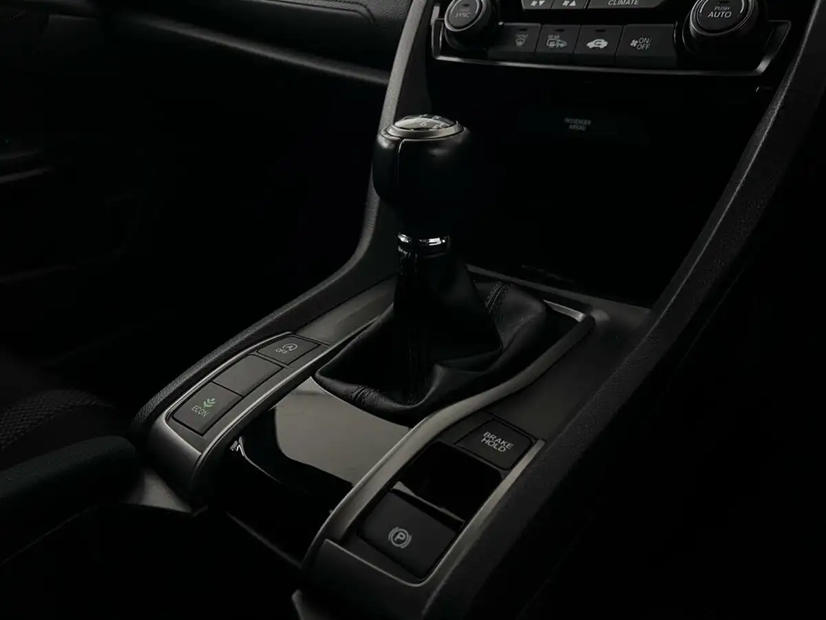2021-honda-civic-10-vtec-turbo-sr-hatchback-5d-big-31