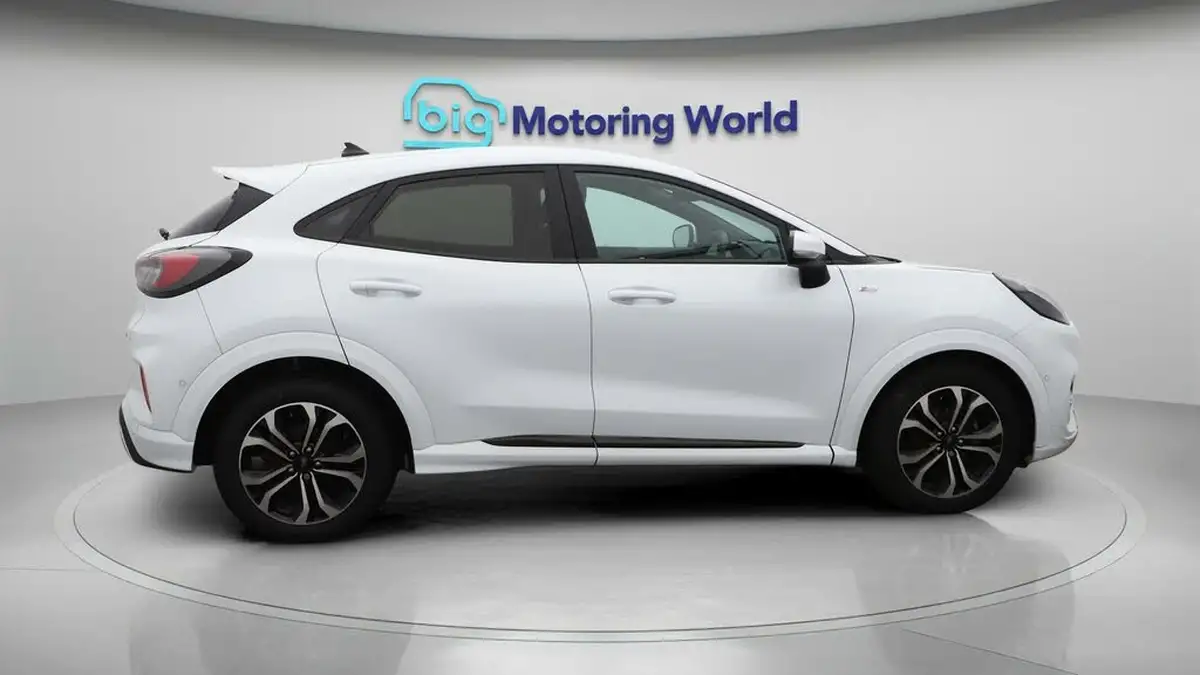 2022-ford-puma-suv-10-st-line-155ps-big-8