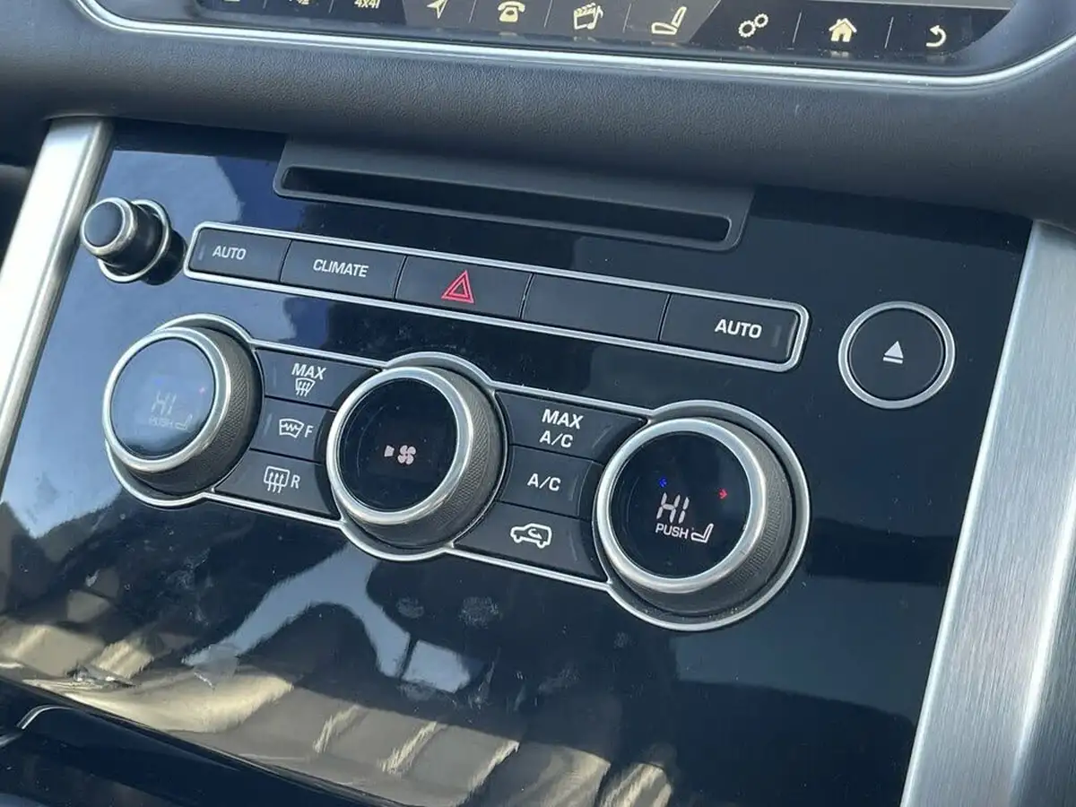 2018-land-rover-range-rover-30tdv6-vogue-big-26