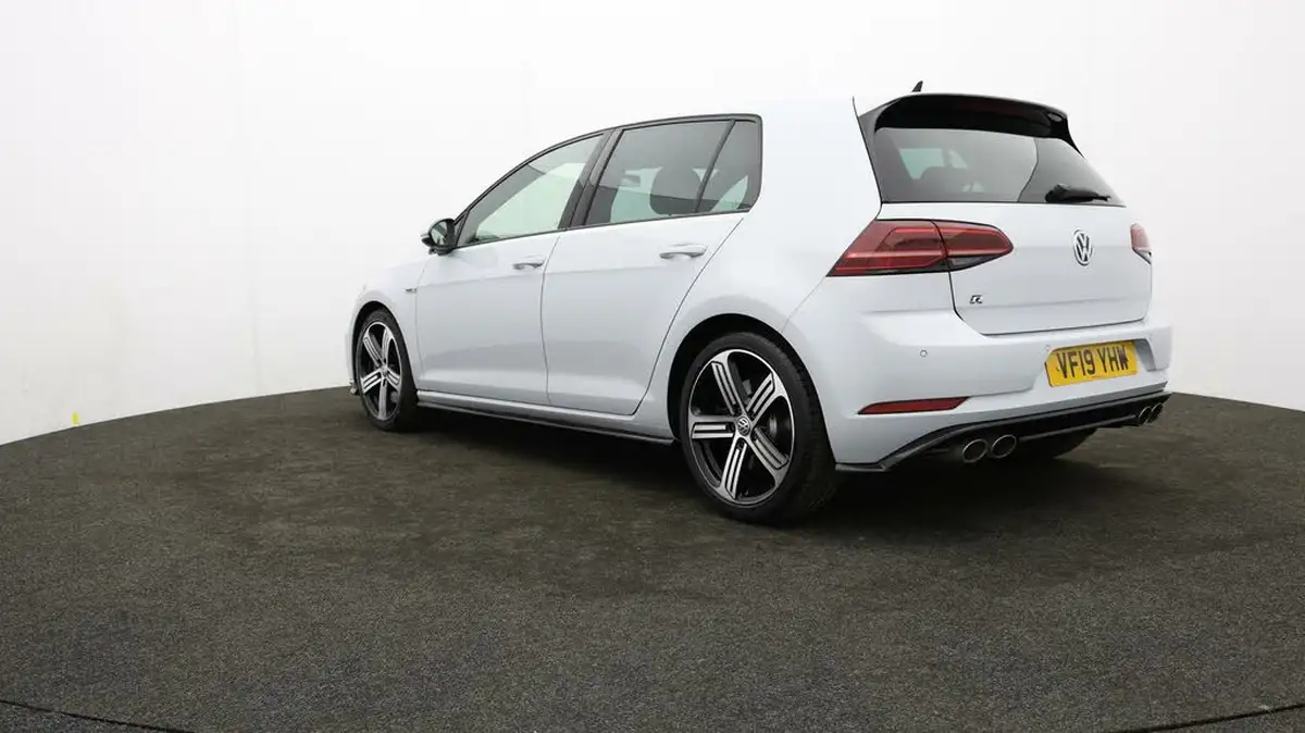 2019-volkswagen-golf-20-tsi-r-300ps-hatchback-5d-dsg-big-69