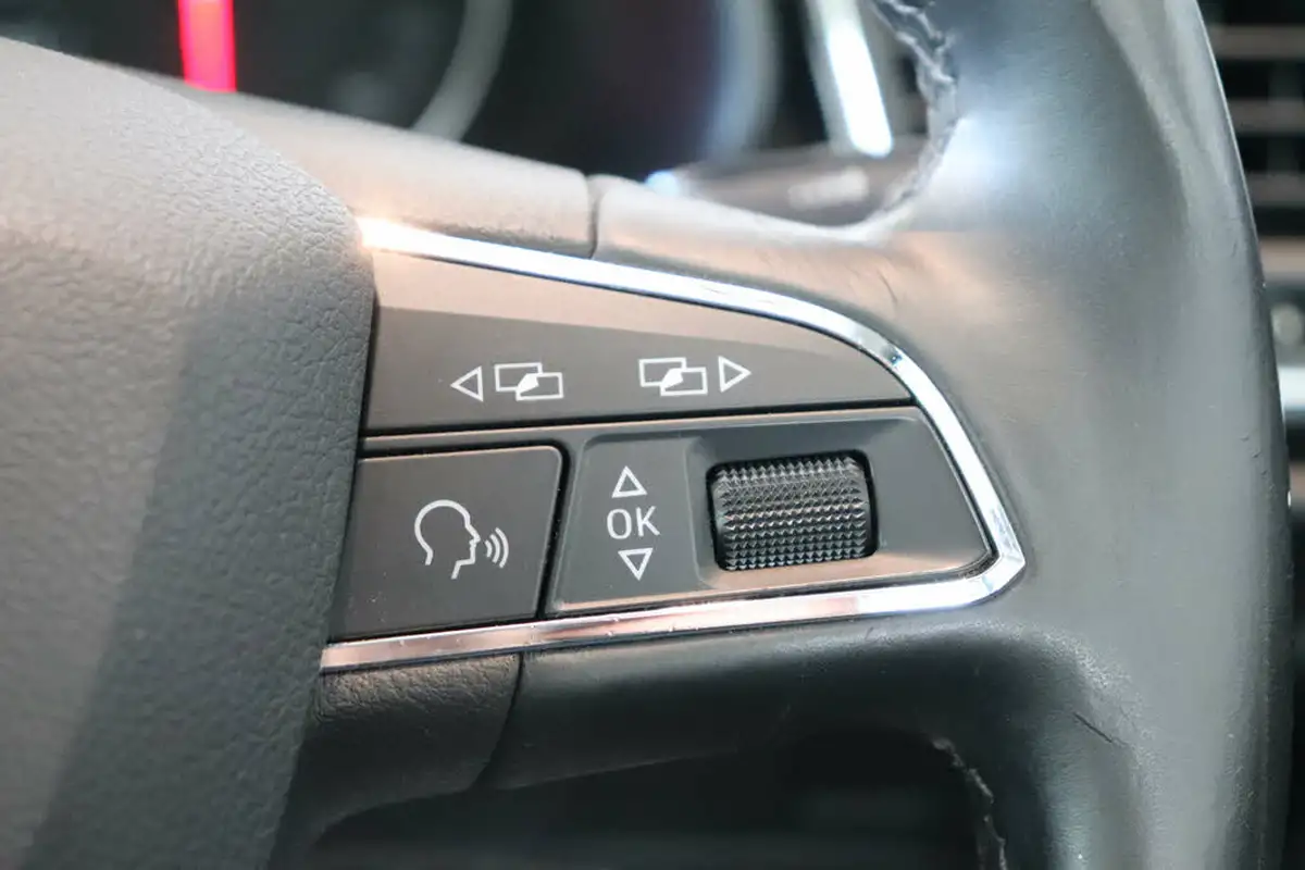 2016-seat-leon-16tdi-ecomotive-se-tech-pack-hatchback-big-58