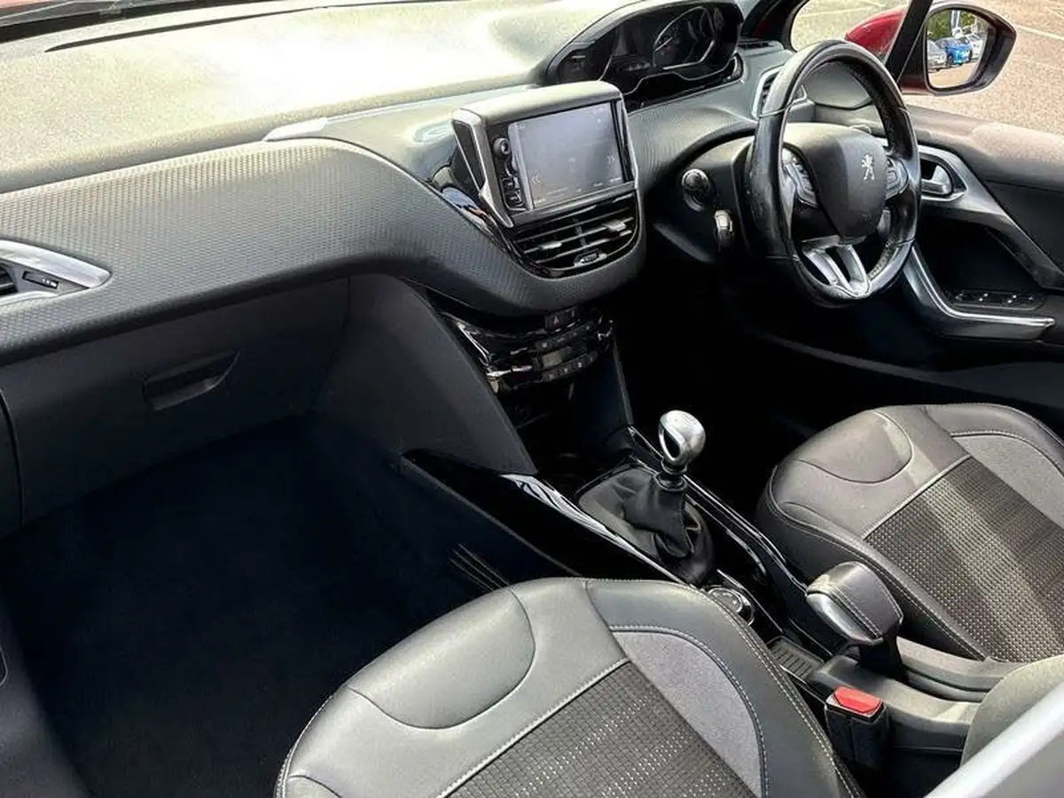 2019-peugeot-2008-suv-12-puretech-allure-130bhp-big-8
