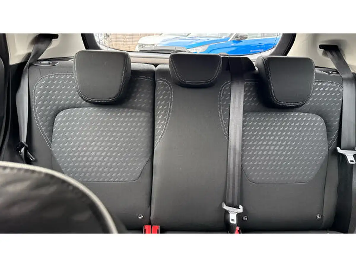 2018-ford-fiesta-11-ti-vct-zetec-5d-big-14