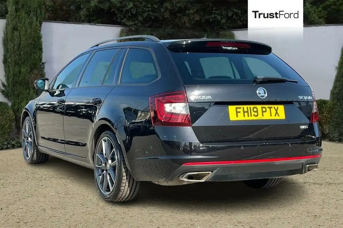2019-skoda-octavia-20-tsi-vrs-estate-dsg-big-1