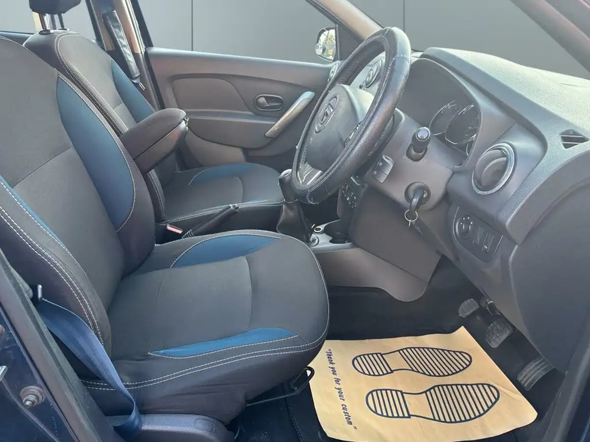 2015-dacia-logan-mcv-09-tce-laureate-prime-ss-big-15