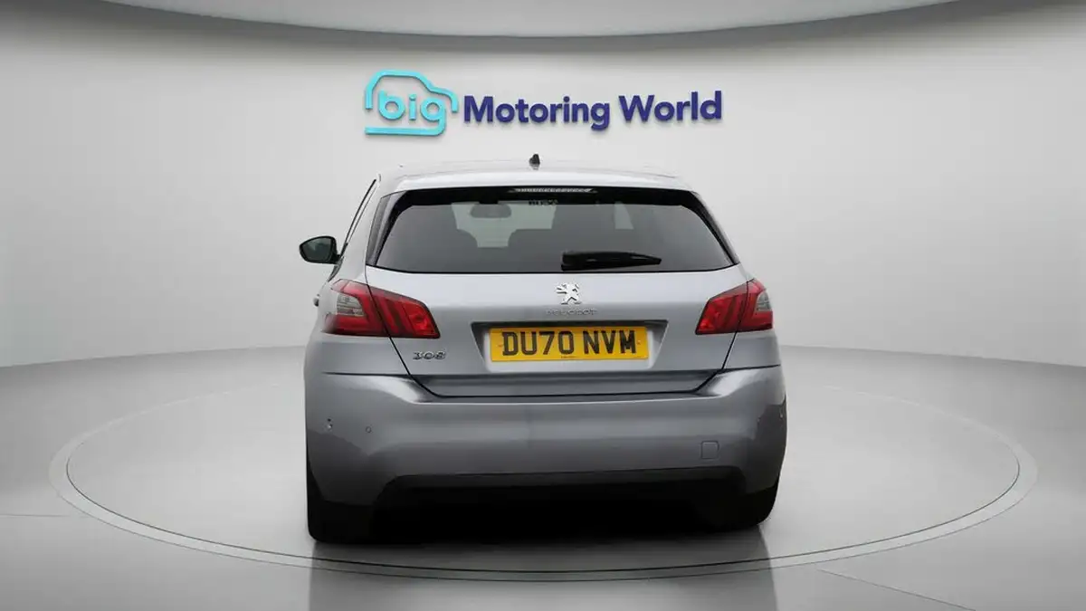 2020-peugeot-308-12-puretech-tech-edition-big-6