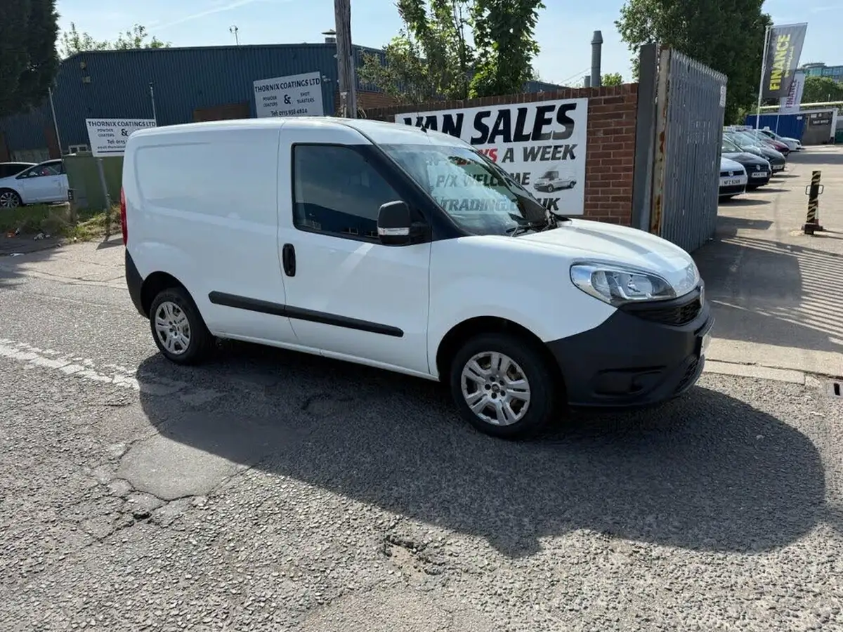 2015-fiat-doblo-cargo-13td-v-l1-refrigerated-van-big-12
