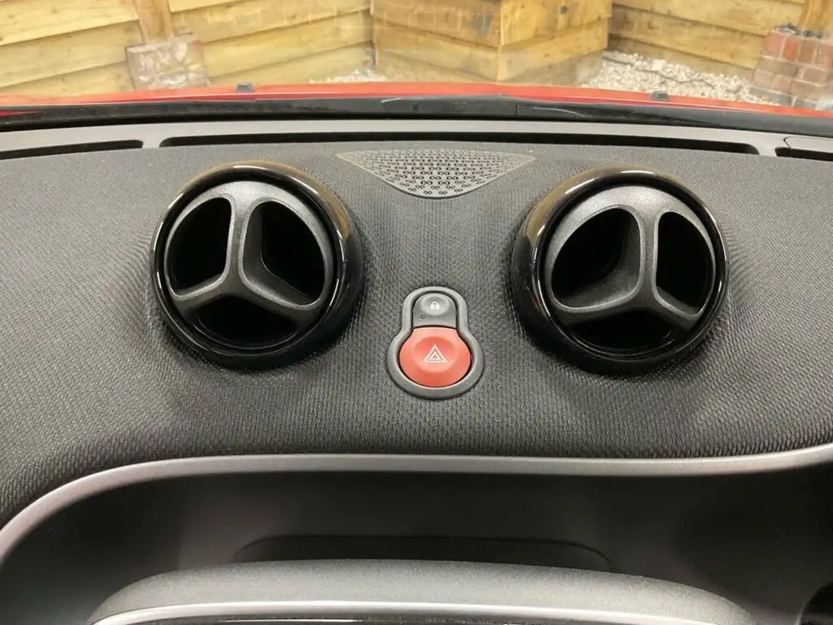 2017-smart-forfour-09-prime-89bhp-premium-plusss-twinamic-big-40